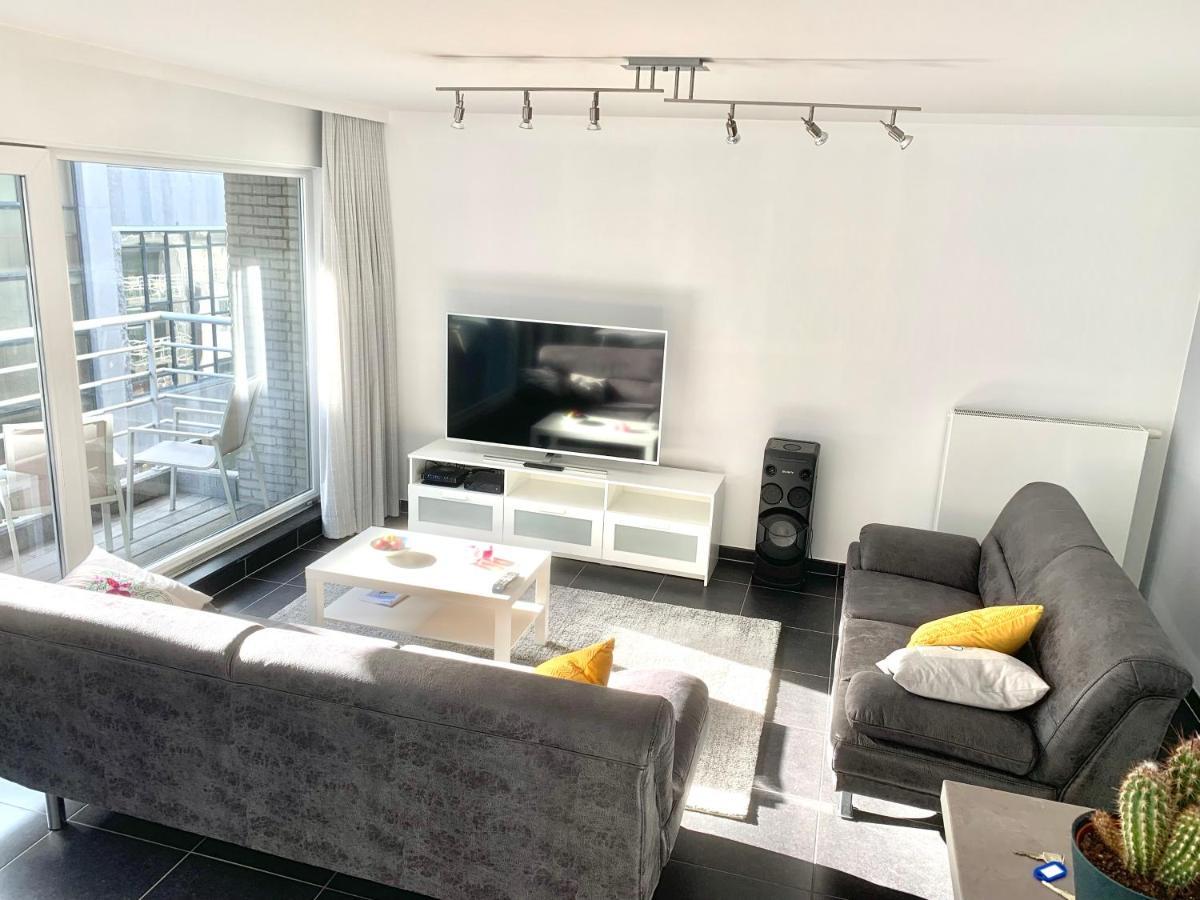 Vakantieappartement Emiel Centrum Oostende Met Garage Ngoại thất bức ảnh