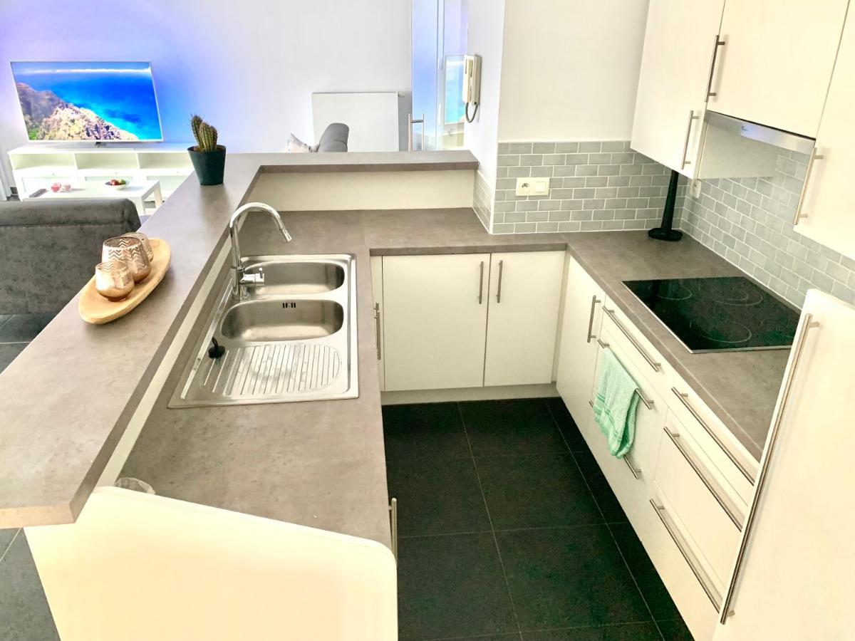 Vakantieappartement Emiel Centrum Oostende Met Garage Ngoại thất bức ảnh