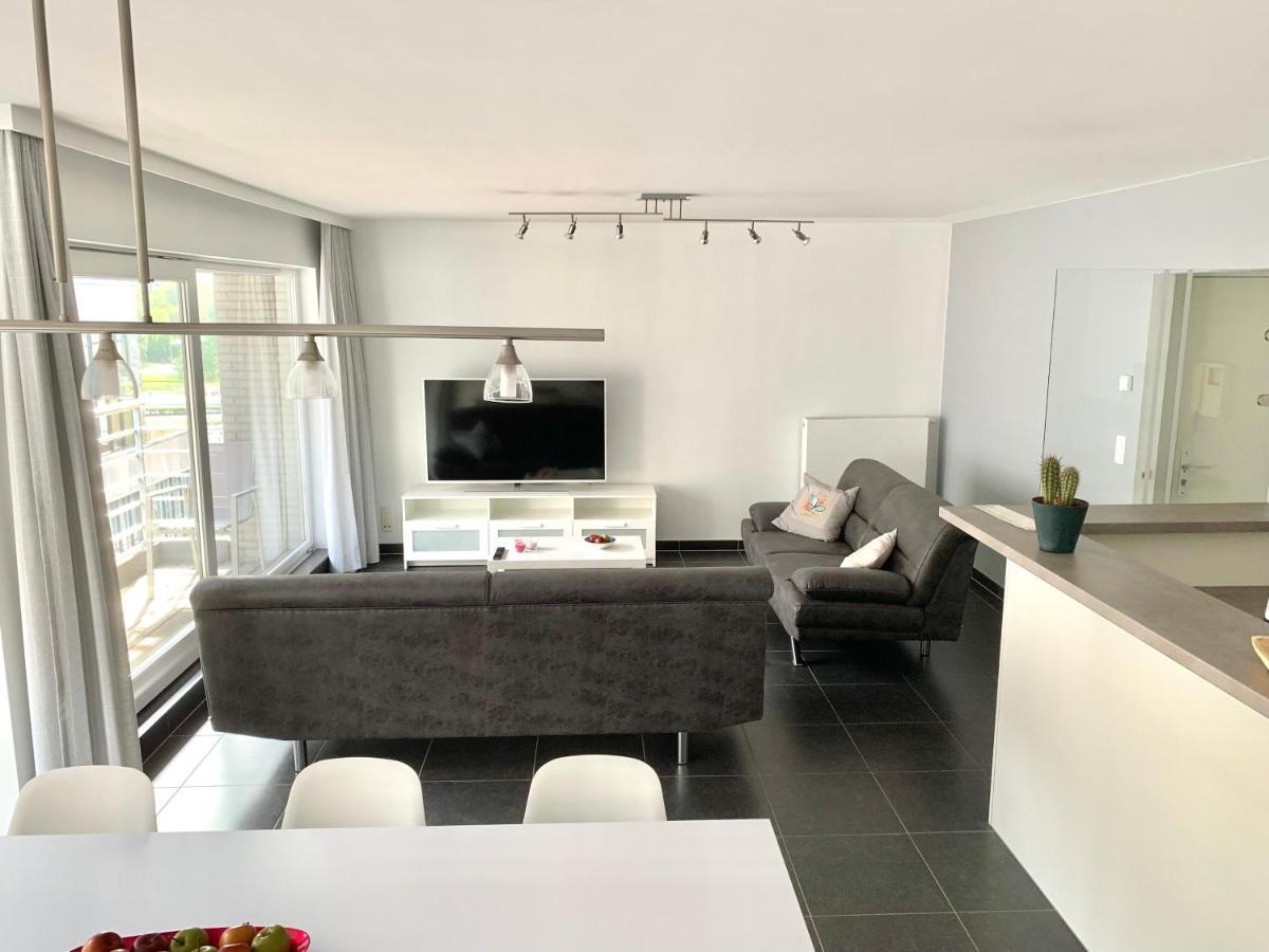 Vakantieappartement Emiel Centrum Oostende Met Garage Ngoại thất bức ảnh