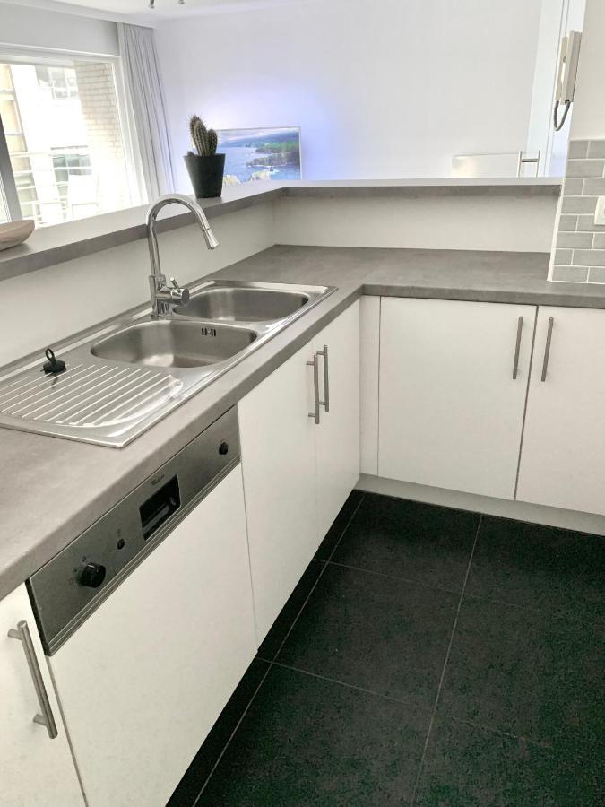 Vakantieappartement Emiel Centrum Oostende Met Garage Ngoại thất bức ảnh