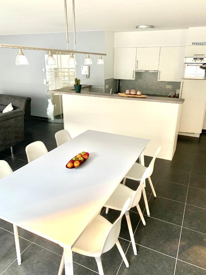 Vakantieappartement Emiel Centrum Oostende Met Garage Ngoại thất bức ảnh